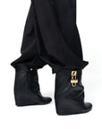 Stivaletto con piegone in pelle nero e charm oro - Mina LOW