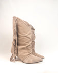 Stivaletto con piega e frange in camoscio taupe - Suele fringe New
