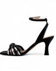 Sandalo con nodo in pelle nero - Claire SS25