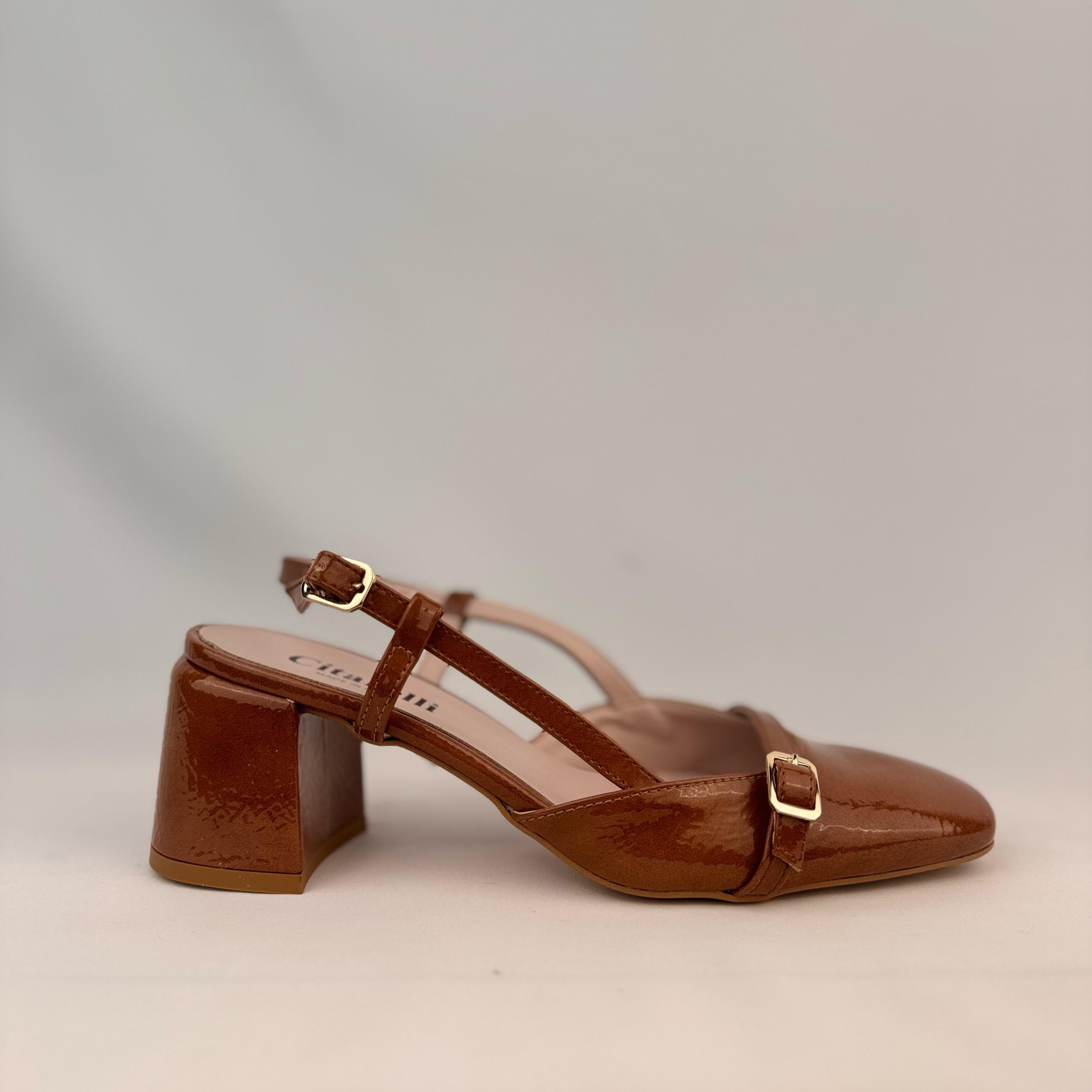 Slingback in vernice con cinturino - Ryana New