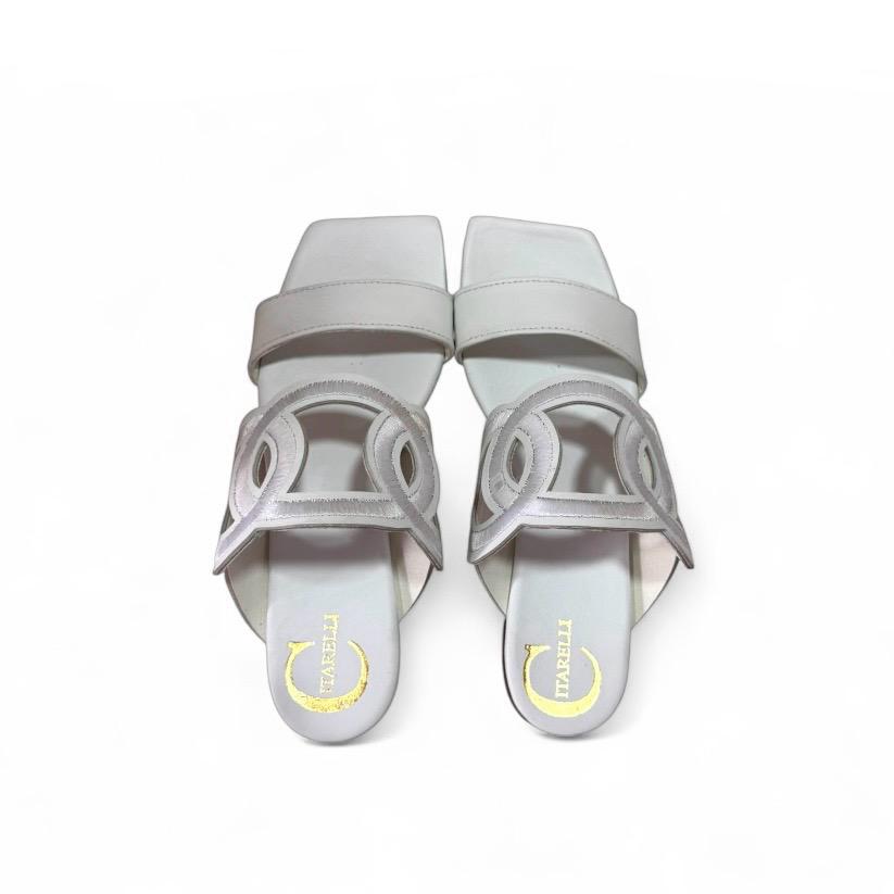 Ciabatta con fascia geometrica - Particular SS25