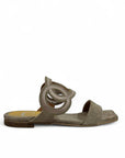 Ciabatta con fascia geometrica - Particular SS25