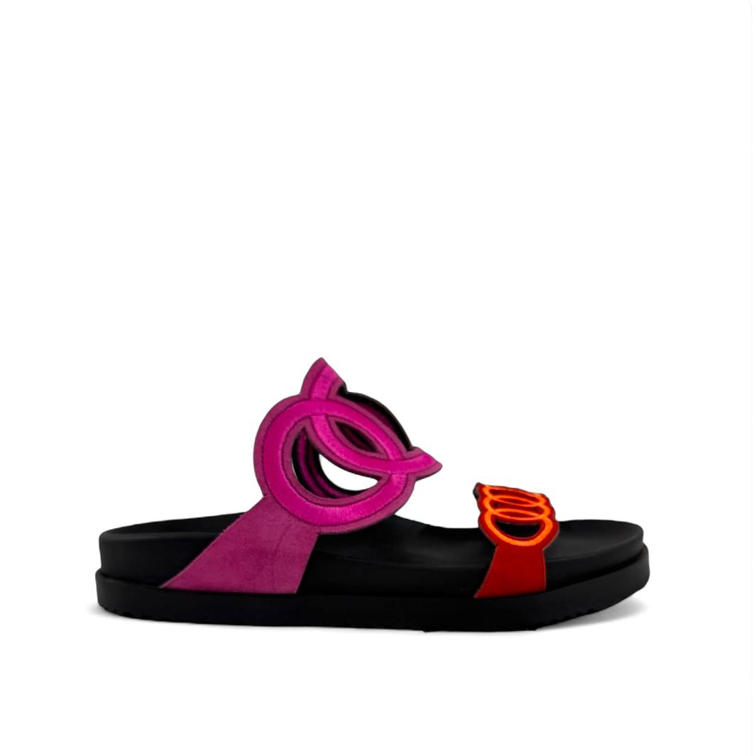 Ciabatta con doppie fasce geometriche in pelle - Grove SS25