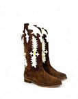 Stivale con ricami e disegni in camoscio - Megan SS25