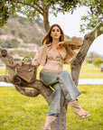 Sandalo con dettagli oro in camoscio taupe - Egypt New SS25