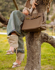 Sandalo con dettagli oro in camoscio taupe - Egypt New SS25