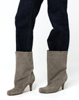 Stivaletto in camoscio taupe - MRS LOW SQUARE