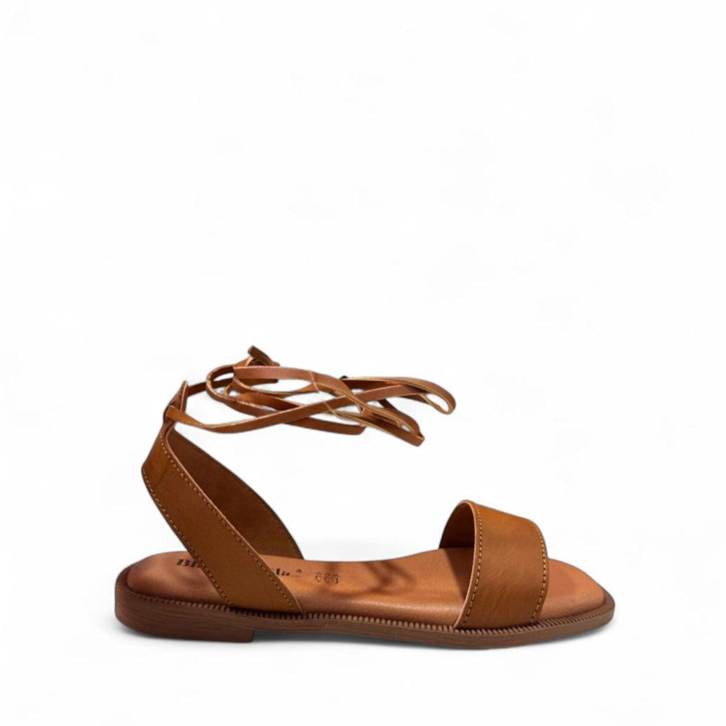 Ciabatta con fascia e lacci - Lisbon Cool Tones SS25