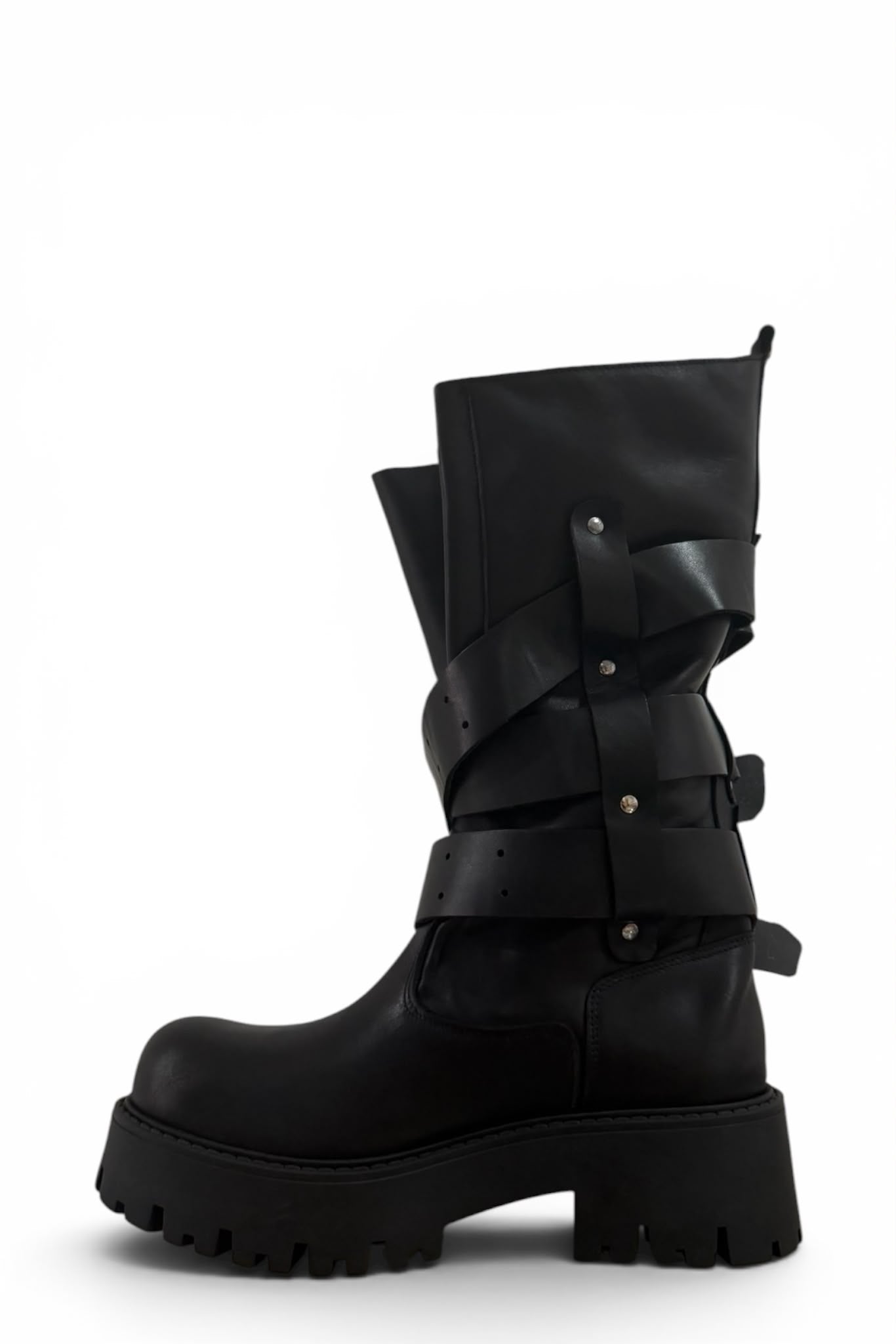 Anfibio in pelle nero - Syria