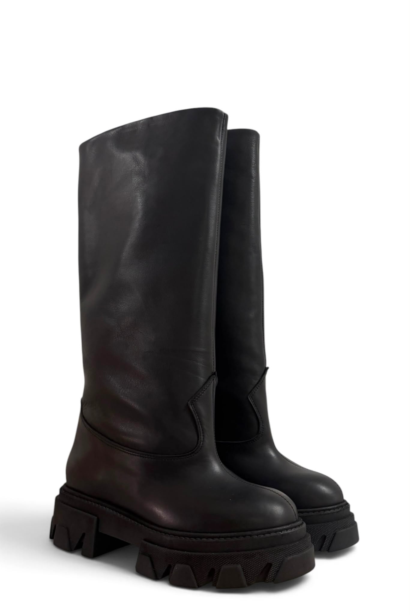 Anfibio in pelle nero - Ember PRE ORDER