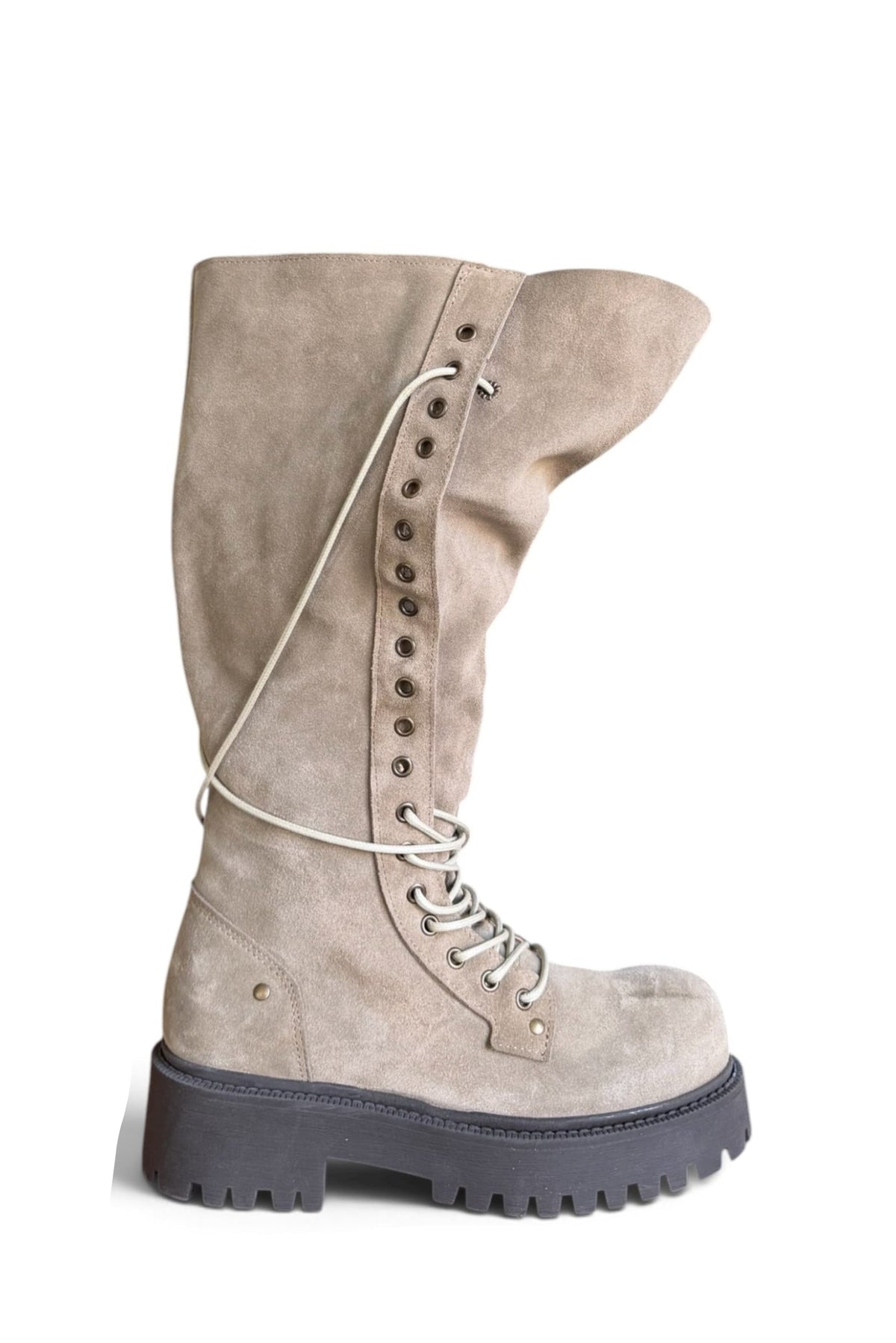 Anfibio alto in camoscio taupe - Clarissa