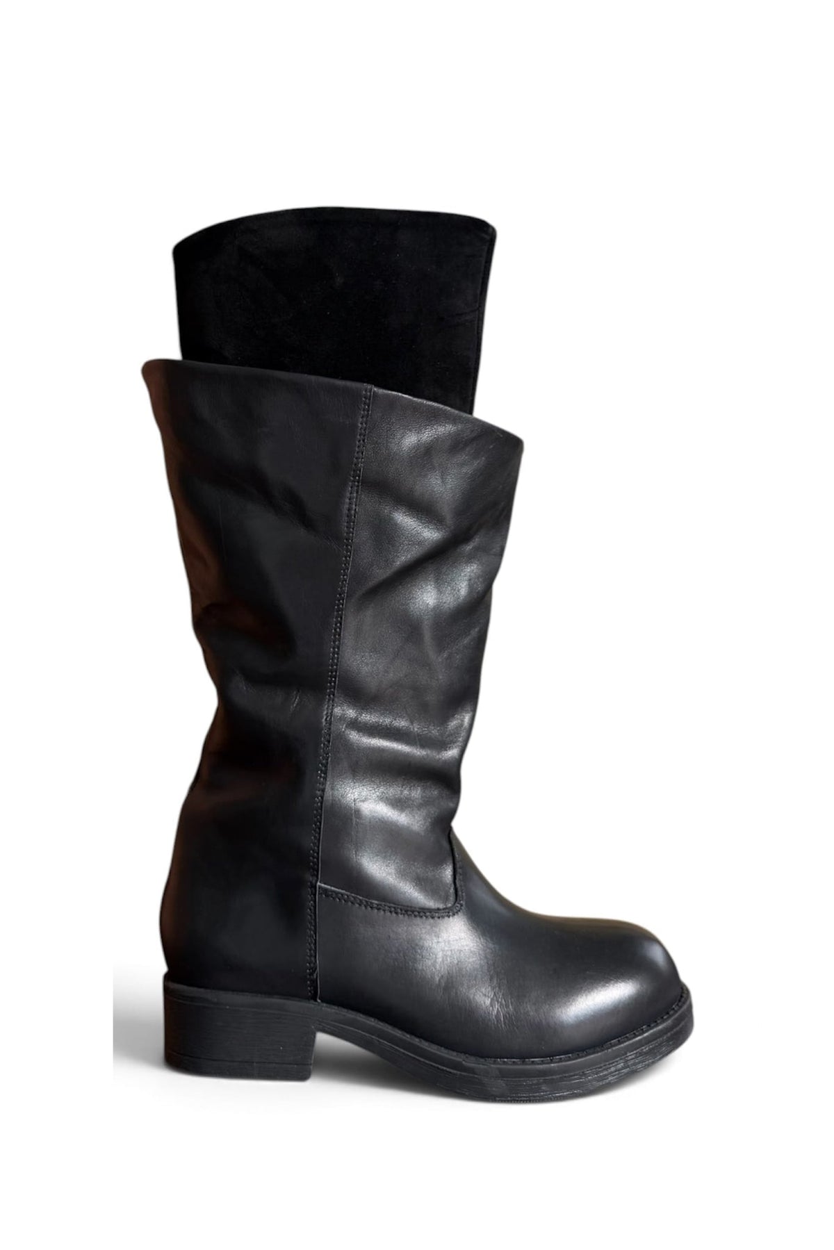 Stivale con punta tonda in pelle e camoscio nero - Aria