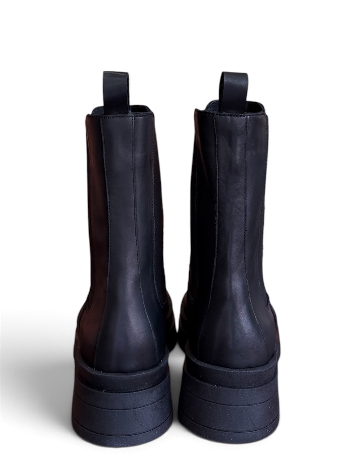 Anfibio con elastico in pelle nero - Elyson