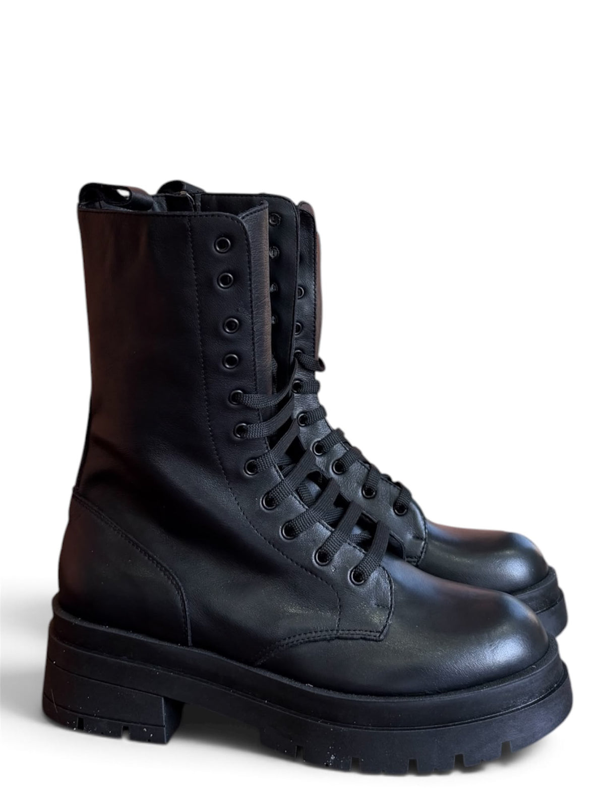 Anfibio con lacci in pelle nero - Liz