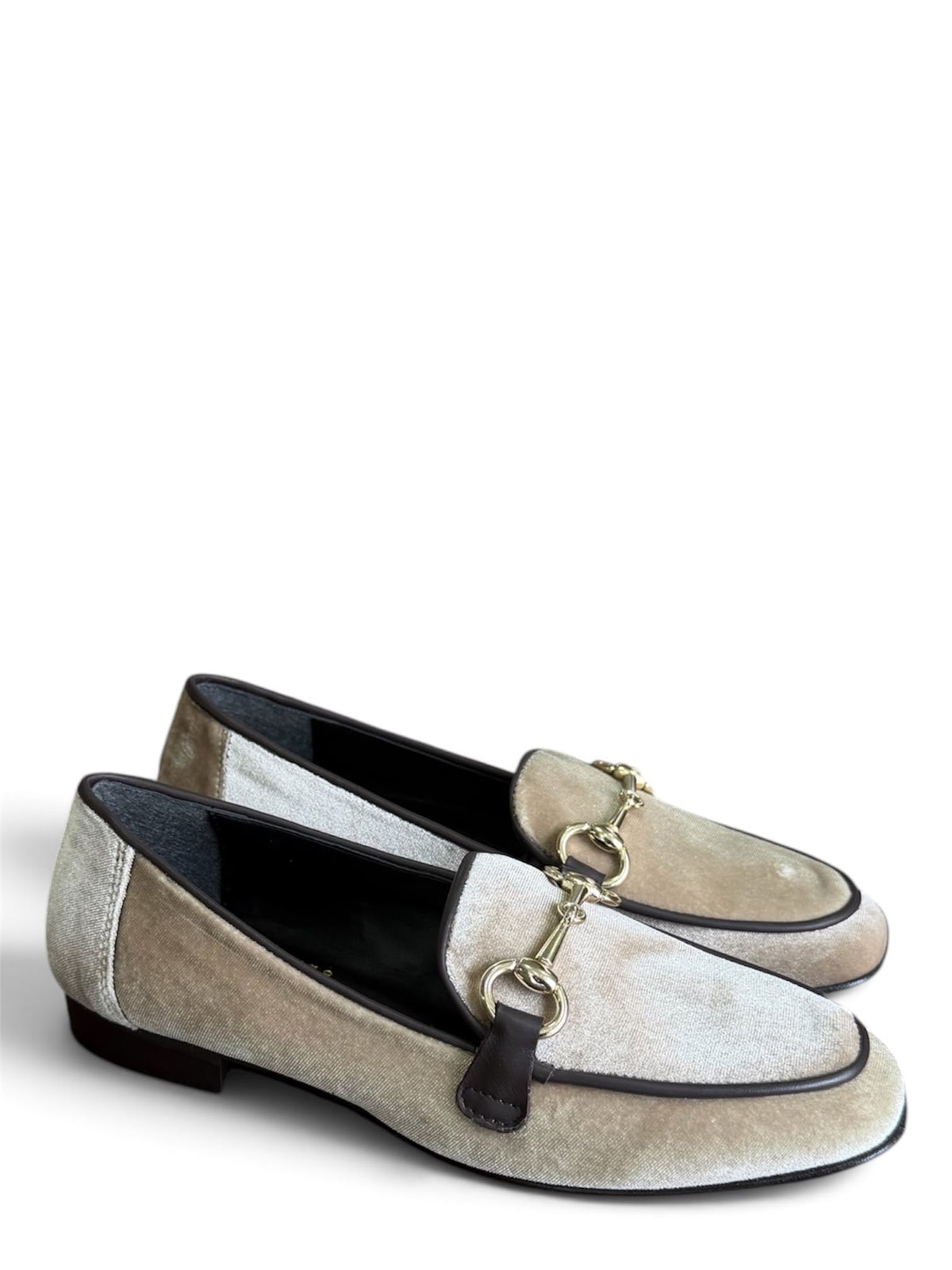 Mocassino con applicazione in velluto beige - Yara