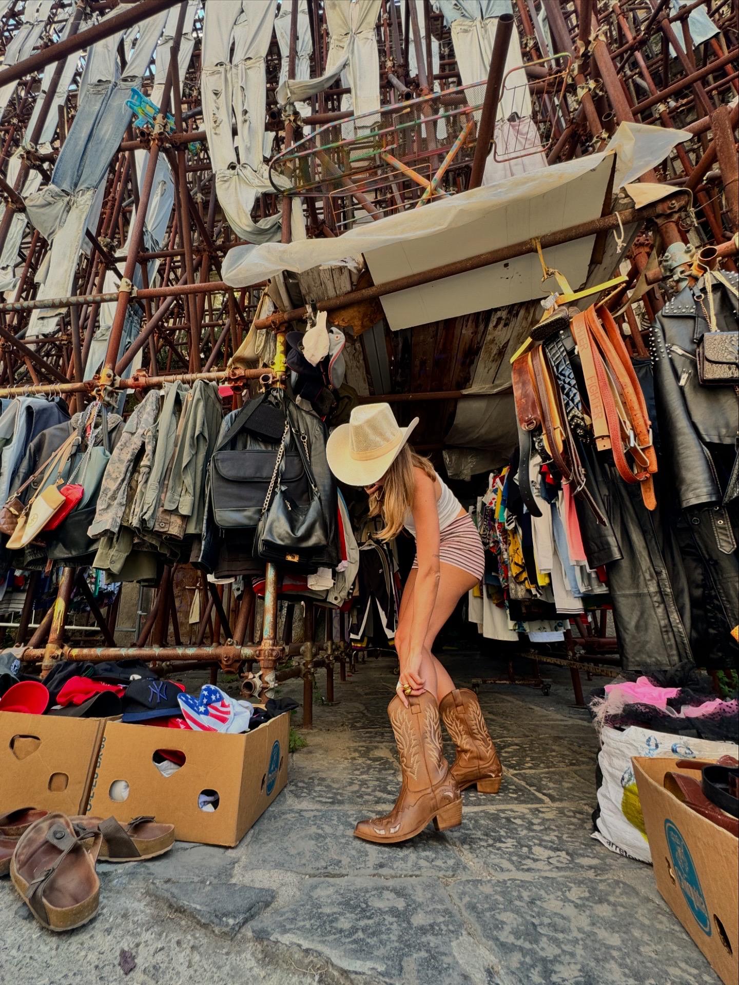 Texano con ricami in nabuk cuoio - Cowgirl SS25