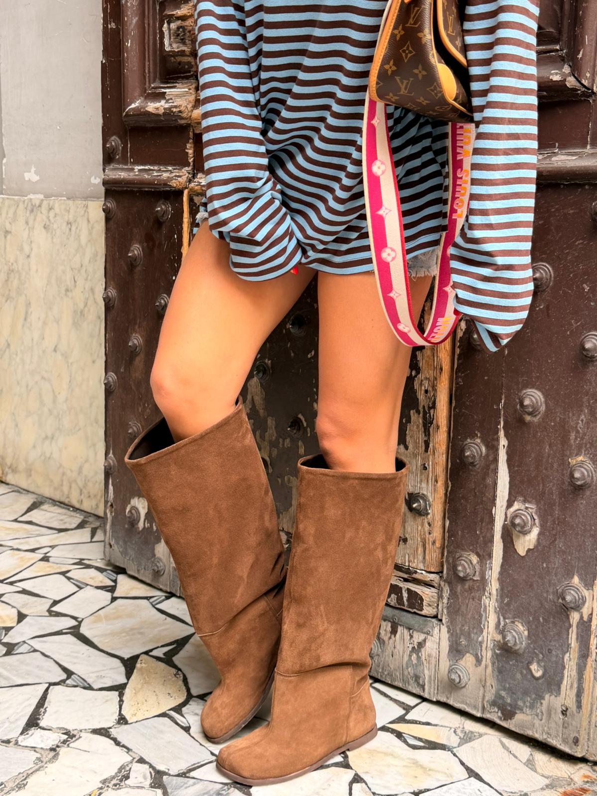 Stivale con punta quadrata in pelle e camoscio - France