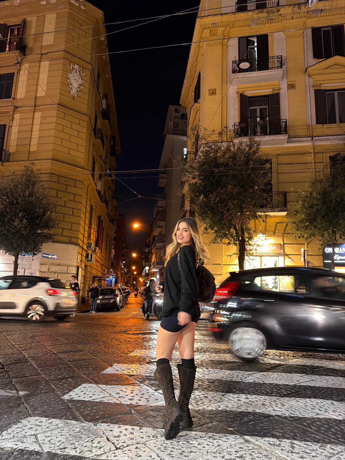 Anfibio alto con lacci in camoscio - Selena