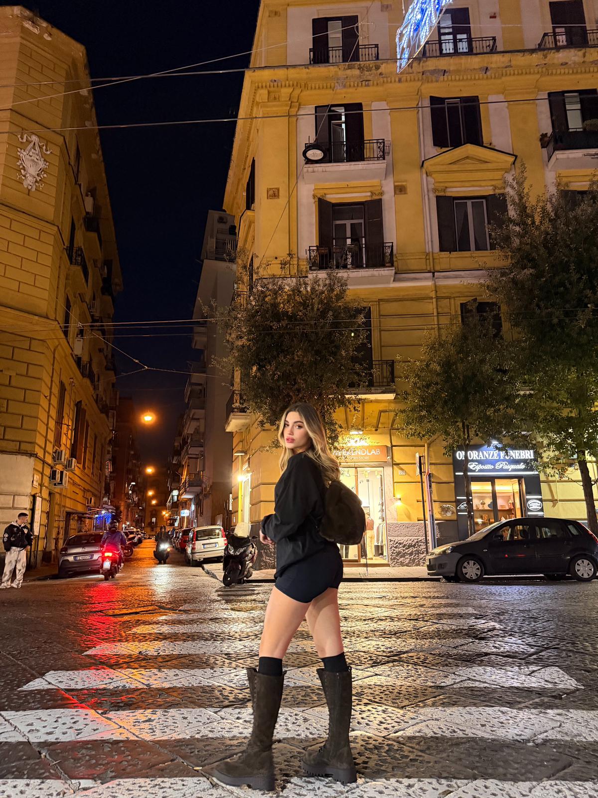 Anfibio alto con lacci in camoscio - Selena