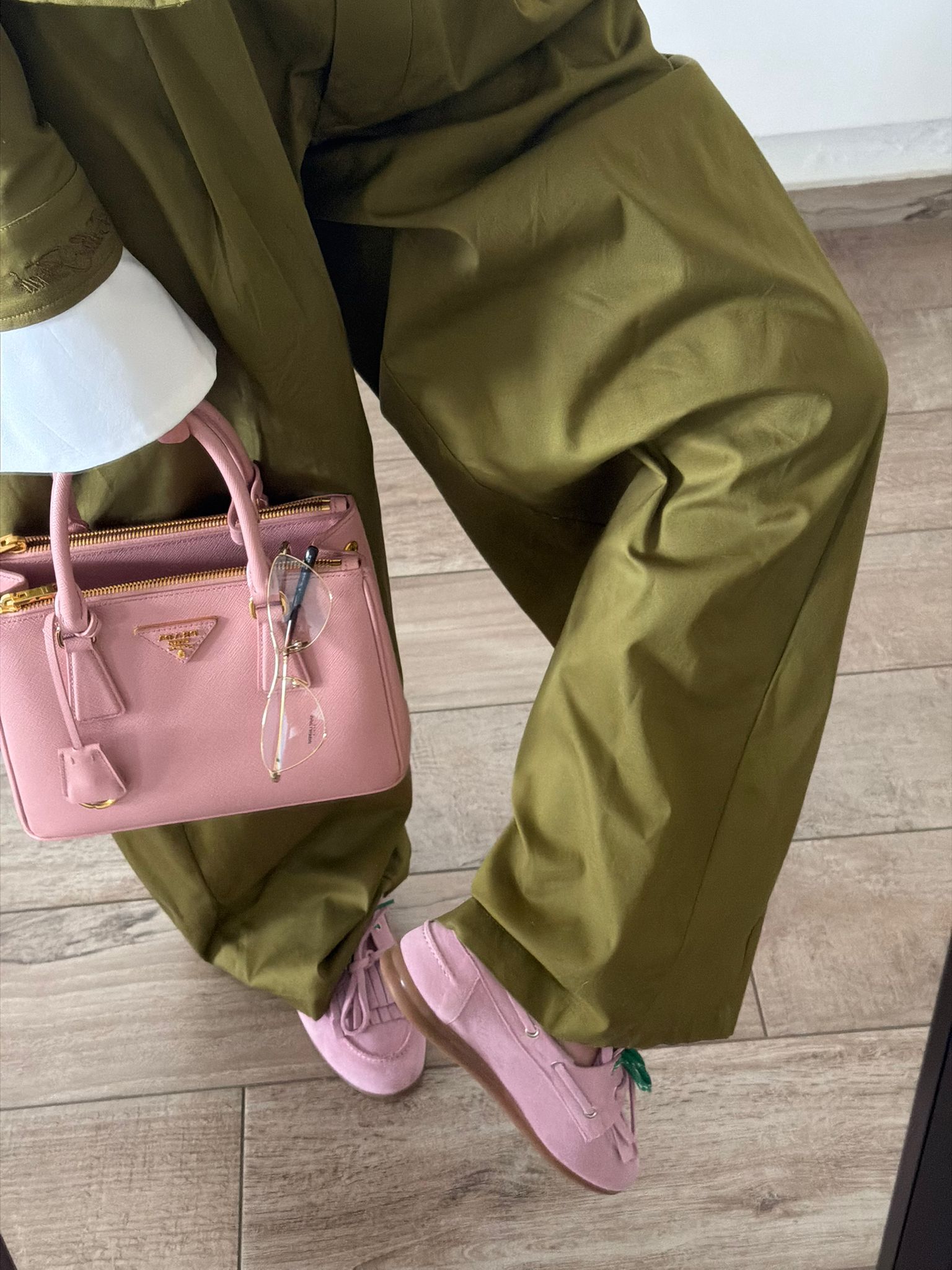 Mocassino con frange in camoscio rosa - Velvet