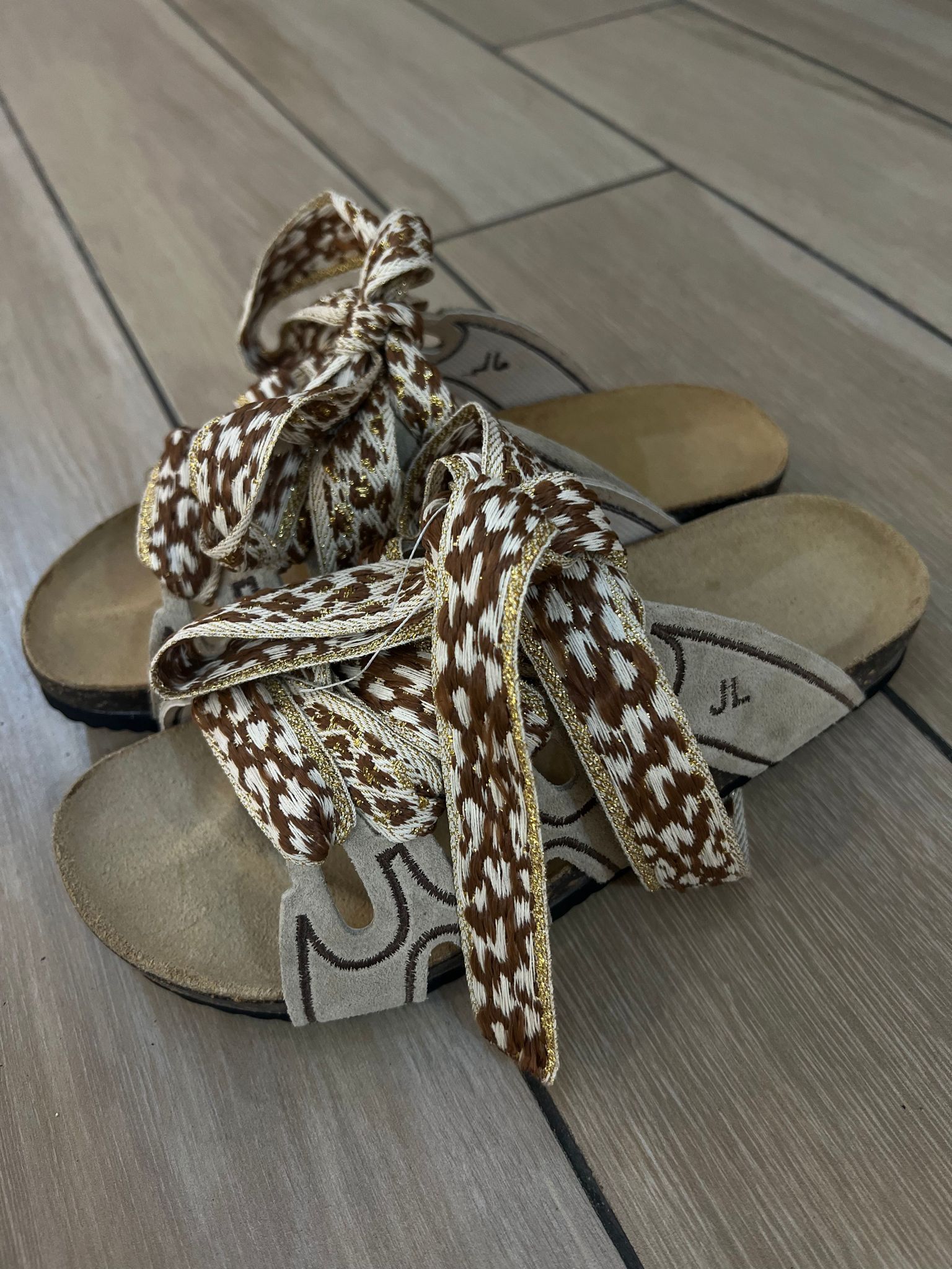 Ciabatta Jammers London con lacci bicolore - Julie SS25